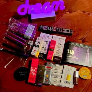 Lot of NEW makeup. Most trial, one full sized.
